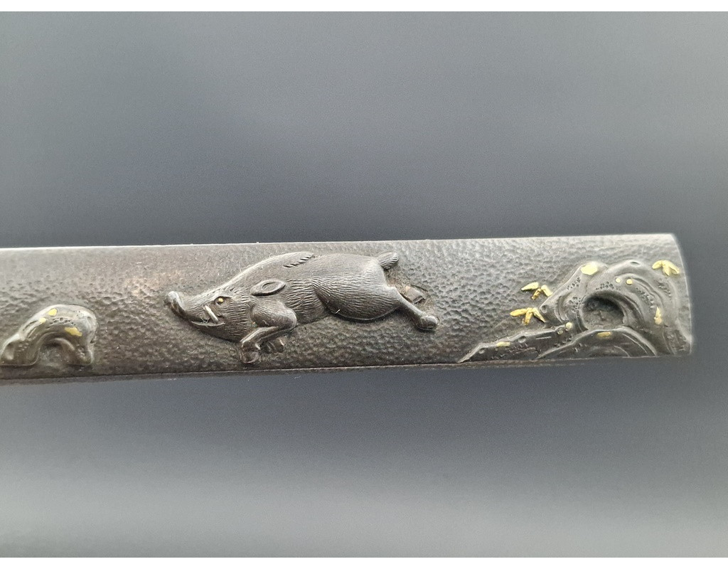 Catalogue Magasin KOZUKA SABRE JAPONAIS TANTO WAKIZASHI KATANA  SANGLIER BEAR   - JAPON PERIODE EDO XIXè {PRODUCT_REFERENCE} - 4