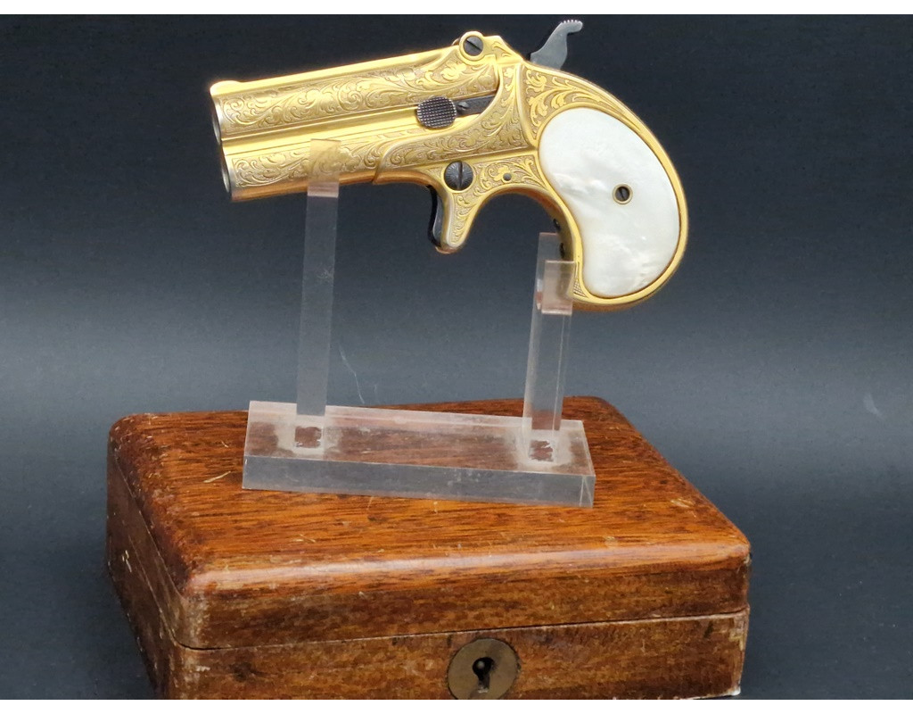 Catalogue Magasin LUXUEUX PISTOLET REMINGTON DOUBLE DERRINGER Gravé Doré en COFFRET Calibre 41RF RIMFIRE - US XIXè {PRODUCT_REF