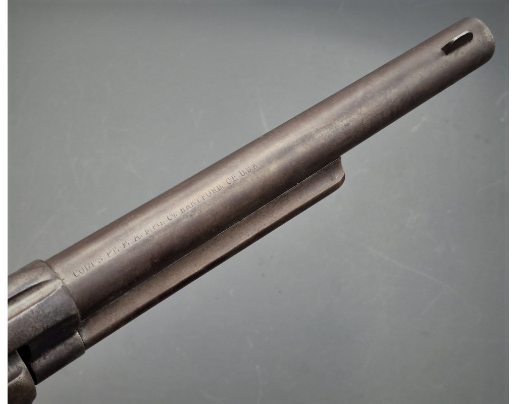 Armes de Poing REVOLVER CAVALERIE COLT PEACEMAKER SINGLE ACTION MILITAIRE DE CAVALERIE SAA 1873 US ARMY 1877 CAL. 45LC - BACKWA