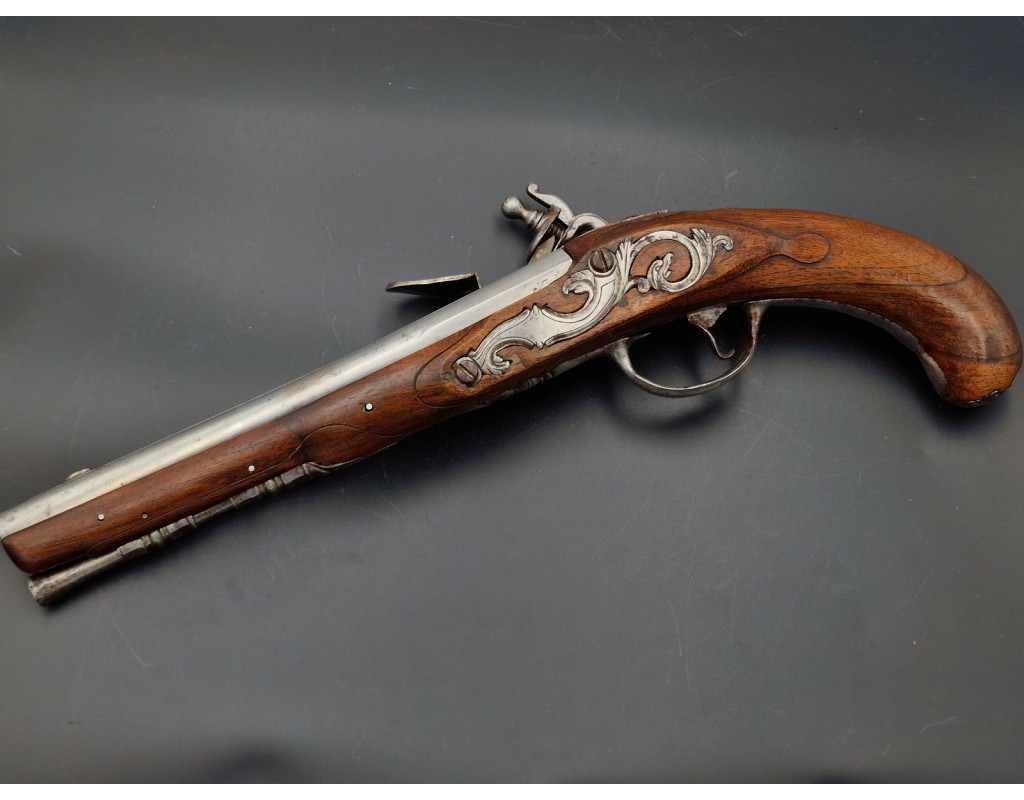 Armes de Poing PISTOLET À SILEX PETER FROMENT A ERLANG 1690-1752 NUREMBERG - ALLEMAGNE XVIIè SET1 - 1