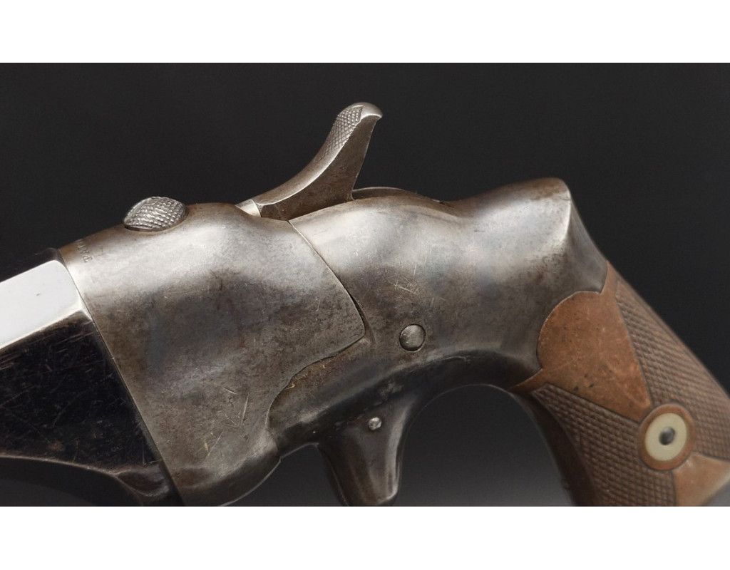 Catalogue Magasin PISTOLET HAMMOND DERRINGER 1866 - 1880 CONNECTICUTS ARMS NAUBUC CALIBRE 44 RF HENRY 8000ex - USA XIXè {PROD