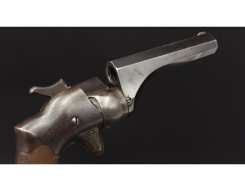 Catalogue Magasin PISTOLET HAMMOND DERRINGER 1866 - 1880 CONNECTICUTS ARMS NAUBUC CALIBRE 44 RF HENRY 8000ex - USA XIXè {PROD