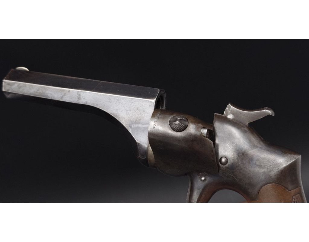 Catalogue Magasin PISTOLET HAMMOND DERRINGER 1866 - 1880 CONNECTICUTS ARMS NAUBUC CALIBRE 44 RF HENRY 8000ex - USA XIXè {PROD