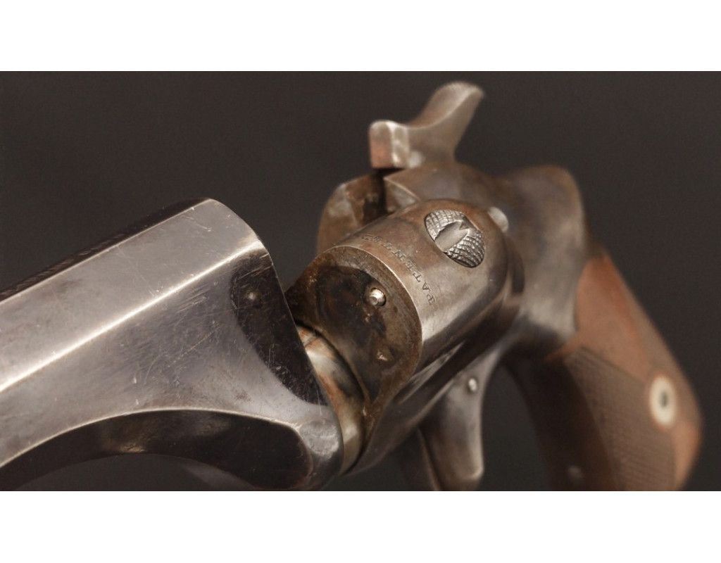 Catalogue Magasin PISTOLET HAMMOND DERRINGER 1866 - 1880 CONNECTICUTS ARMS NAUBUC CALIBRE 44 RF HENRY 8000ex - USA XIXè {PROD