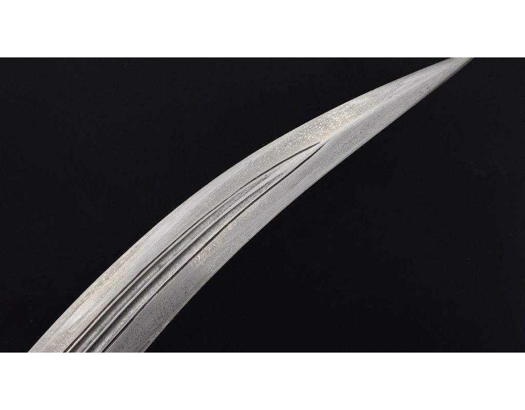 Armes Blanches LUXUEUX POIGNARD SABINI DAHARIA WAHABITE , Péninsule arabique DJAMBYA DAMAS ARGENT ET CORAIL - ARABIE SAOUDITE f