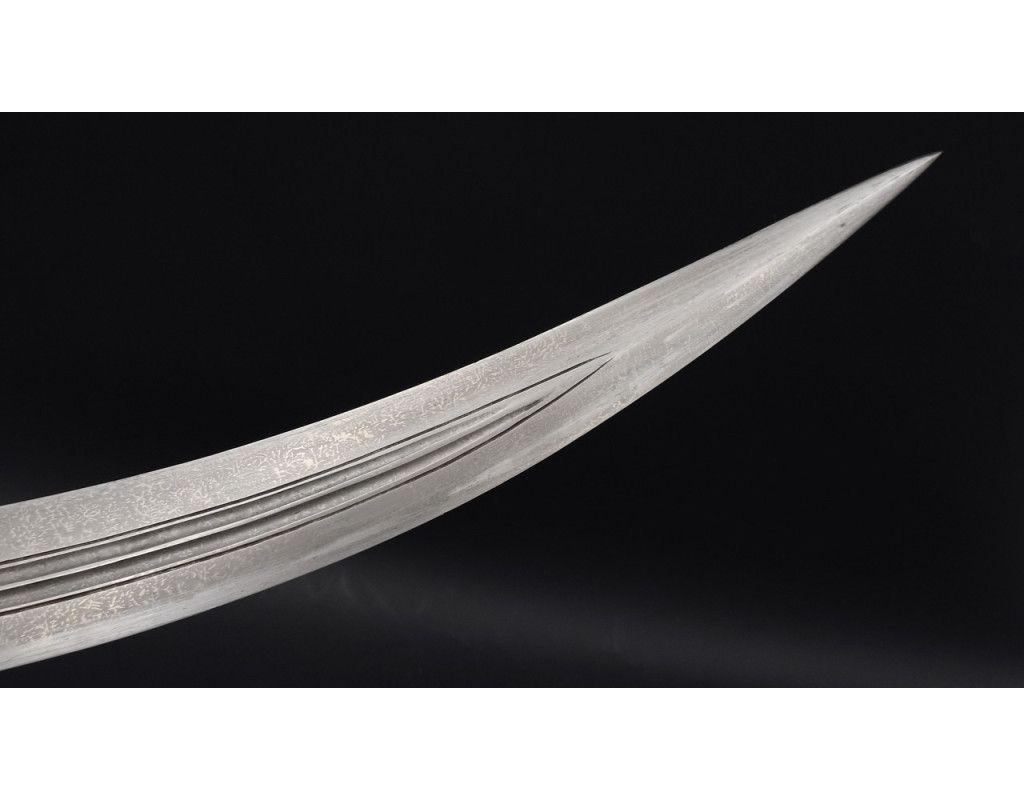 Armes Blanches LUXUEUX POIGNARD SABINI DAHARIA WAHABITE , Péninsule arabique DJAMBYA DAMAS ARGENT ET CORAIL - ARABIE SAOUDITE f