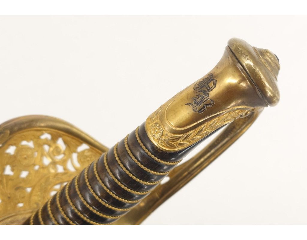 Armes Blanches COFFRET DE SABRE MODELE 1855 D'ETAT MAJOR OFFERT AU COLONEL ALEXIS ADOLPHE BLIGNY EN 1851 - FRANCE SECOND EMPIRE