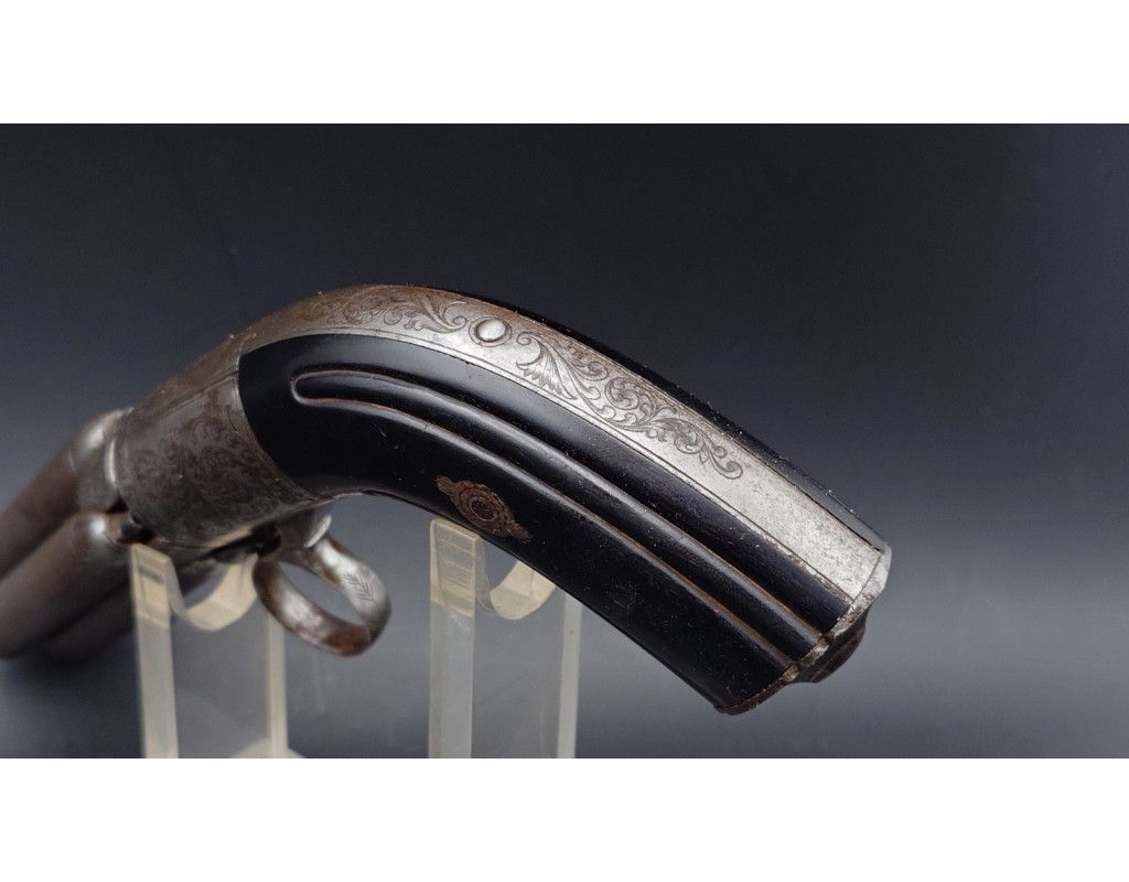 Catalogue Magasin REVOLVER POIVRIERE MARIETTE BREVETÉ 1850 4 CANONS A PERCUSSION CALIBRE 9MM 147218.45 - 3