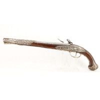Armes de Poing LONG PISTOLET À SILEX ITALIEN 18è SIGNÉ BERNARDINO POUR L'EXPORT - MONTURES en ARGENT 406-90-1 - 2