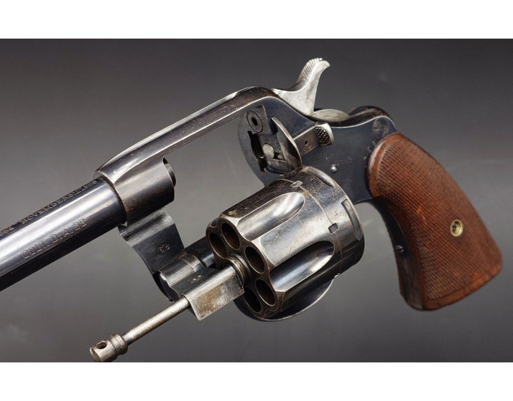 Armes de Poing WW1 REVOLVER COLT95 MODELE 1892 PATENT 1888 DE 1894 CONTROLE ARSENAL LEB 1917 CALIBRE 38 LONG COLT / 9.1MM