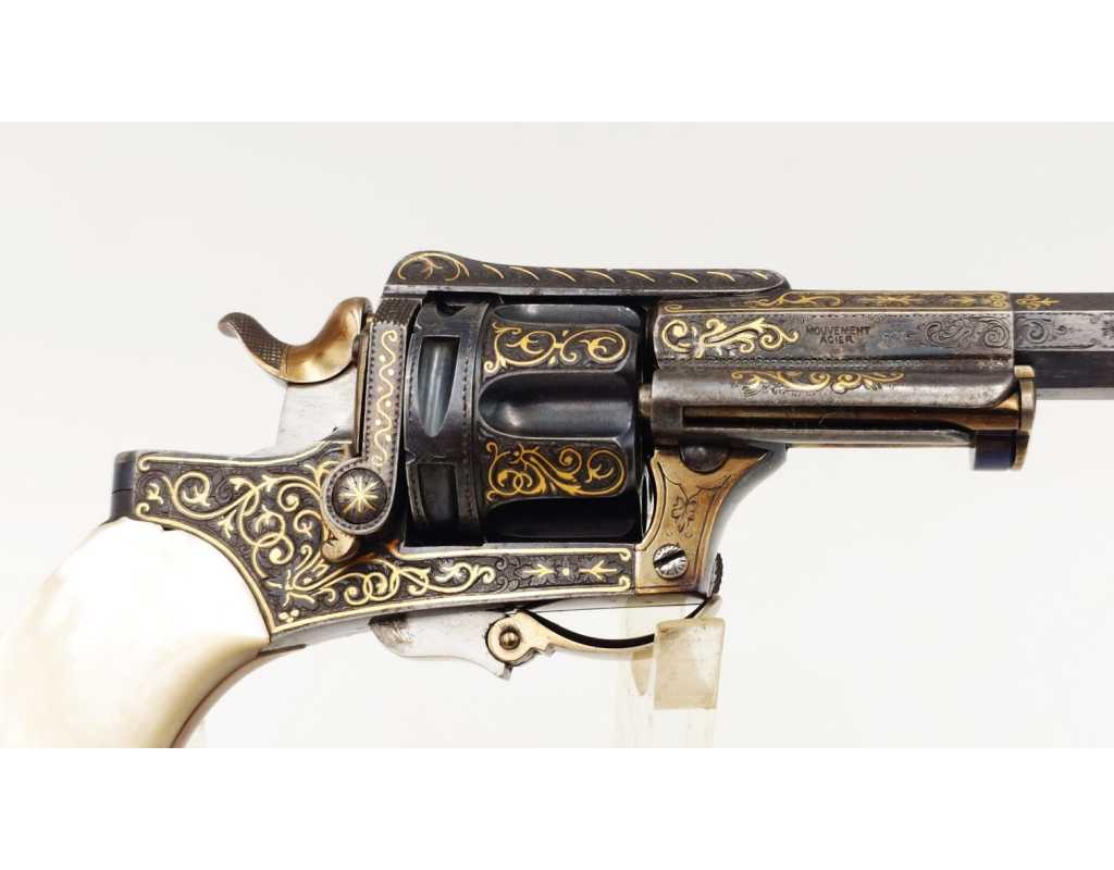 Armes de Poing REVOLVER DE LUXE SAINT-ÉTIENNE 1874 FAGNUS MAQUAIRE CALIBRE 320 - CADEAU DU MARÉCHAL FOCH À LOUIS MOUILLESEAUX -