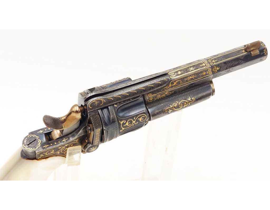 Armes de Poing REVOLVER DE LUXE SAINT-ÉTIENNE 1874 FAGNUS MAQUAIRE CALIBRE 320 - CADEAU DU MARÉCHAL FOCH À LOUIS MOUILLESEAUX -