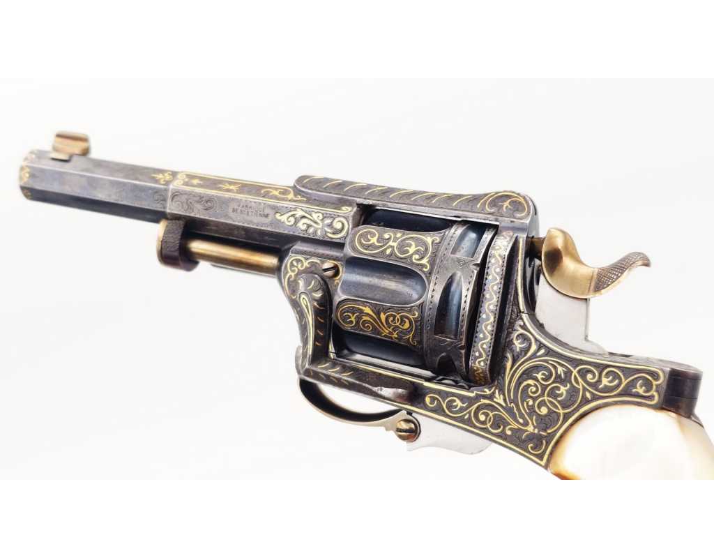 Armes de Poing REVOLVER DE LUXE SAINT-ÉTIENNE 1874 FAGNUS MAQUAIRE CALIBRE 320 - CADEAU DU MARÉCHAL FOCH À LOUIS MOUILLESEAUX -