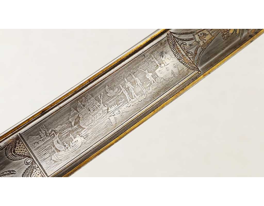 Armes Blanches UNIQUE SABRE D'OFFICIER D'ELITE DE L'ARTILLERIE DE MARINE WATERLOO PREMIER EMPIRE - RESTAURATION {PRODUCT_REFERE