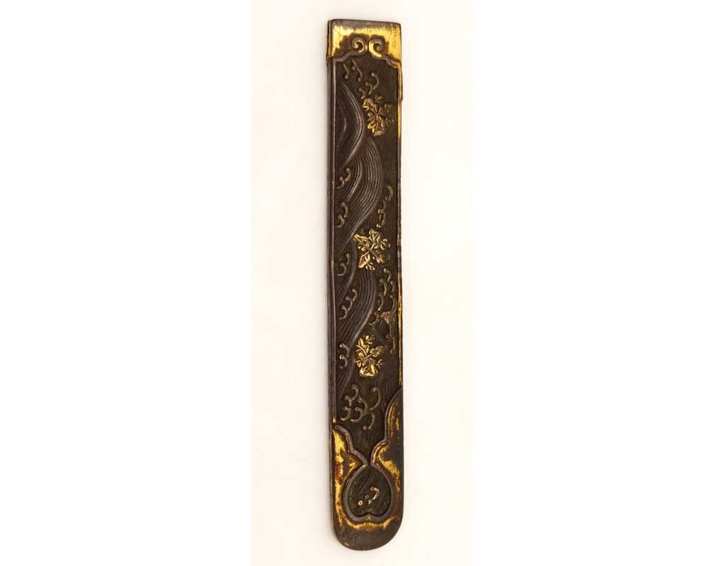 Art du Japon KOZUKA MANCHE COUTEAU POUR SABRE JAPONAIS  EN  CUIVRE / VAGUES  &  KIRI MON  JAPON XIXè {PRODUCT_REFERENCE} - 3