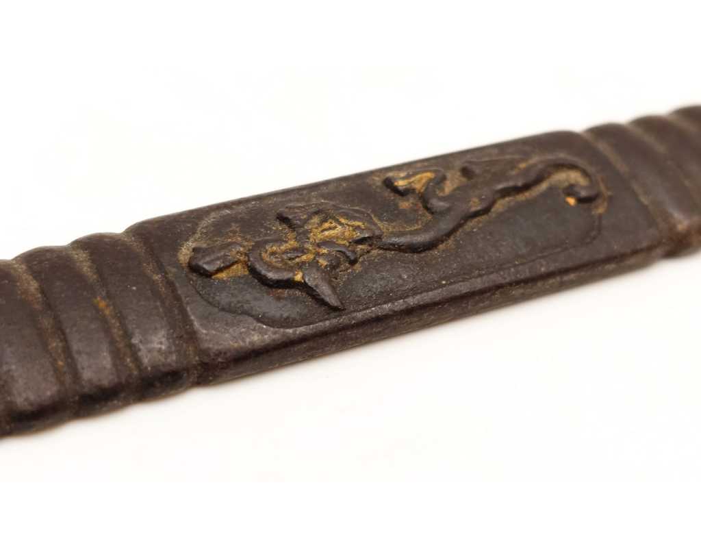 Art du Japon KOZUKA MANCHE COUTEAU POUR SABRE JAPONAIS  EN  FER / DRAGON ET GODRONS JAPON XVIIIè {PRODUCT_REFERENCE} - 3