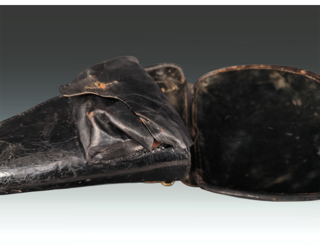 Militaria RARE ETUI REVOLVER 1874 OFFICIER  MEDECIN  INTERIEUR FEUTRINE VERTE {PRODUCT_REFERENCE} - 8