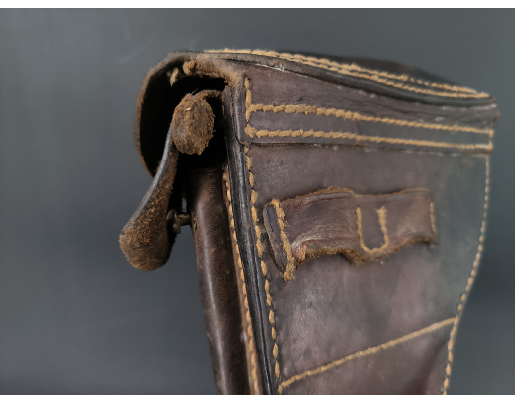 Militaria ETUI EN CUIR HOLTER PISTOLET LUGER ARTILLERIE DE 1915 {PRODUCT_REFERENCE} - 4