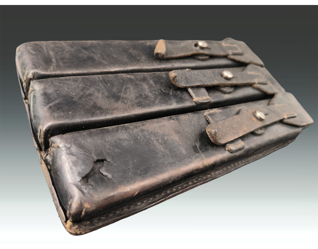 Militaria WW2 MP 38   PORTE CHARGEUR CUIR  MP40  MARQUAGE MP38u {PRODUCT_REFERENCE} - 2