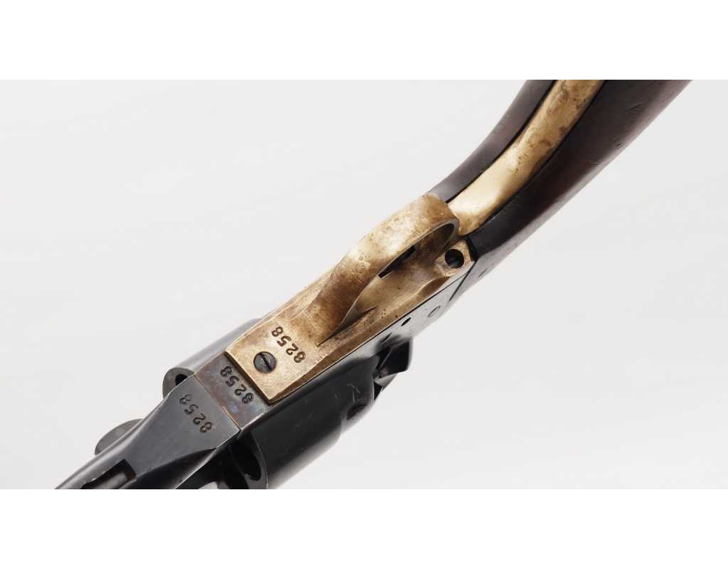 Armes de Poing REVOLVER POUDRE NOIRE MADE IN BELGIUM 1860 COLT CENTENIAL TRADE MARK NEW MODEL ARMY CALIBRE 44 {PRODUCT_REFEREN