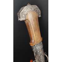 Armes Blanches POIGNARD MAROCAIN XVIIIè KHENDJER EN VERMEIL - GRIFFE DE LION DE LA GARDE NOIRE DES SULTANS {PRODUCT_REFERENCE}