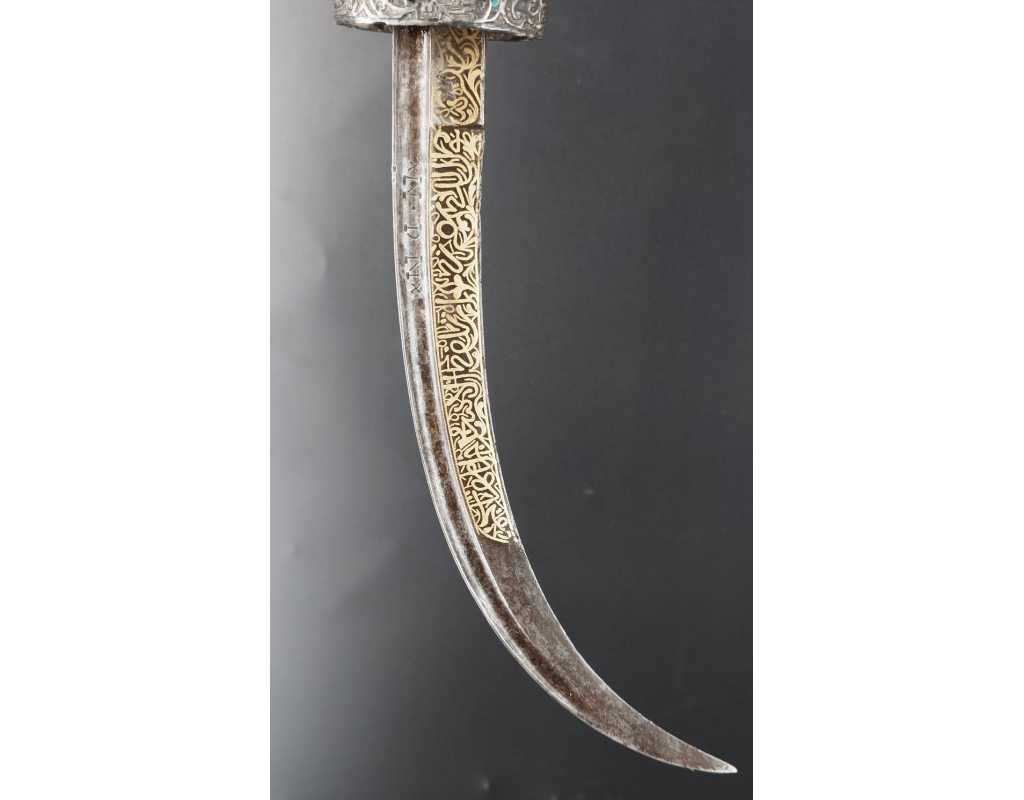 Armes Blanches POIGNARD MAROCAIN XVIIIè KHENDJER EN VERMEIL - GRIFFE DE LION DE LA GARDE NOIRE DES SULTANS {PRODUCT_REFERENCE}
