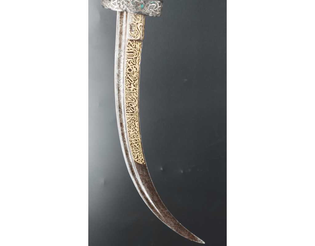 Armes Blanches POIGNARD MAROCAIN XVIIIè KHENDJER EN VERMEIL - GRIFFE DE LION DE LA GARDE NOIRE DES SULTANS {PRODUCT_REFERENCE}