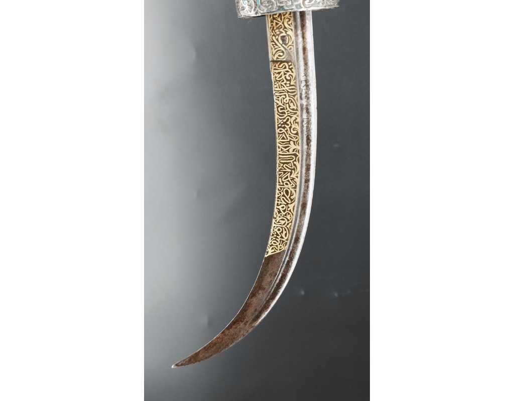 Armes Blanches POIGNARD MAROCAIN XVIIIè KHENDJER EN VERMEIL - GRIFFE DE LION DE LA GARDE NOIRE DES SULTANS {PRODUCT_REFERENCE}