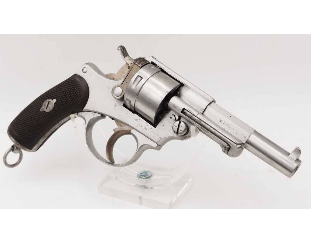 Armes de Poing REVOLVER REGLEMENTAIRE TROUPE CHAMELOT ET DELVIGNE MODELE MAS 1873 ST-ETIENNE CALIBRE 11MM 73 de 1876 - FRANCE I
