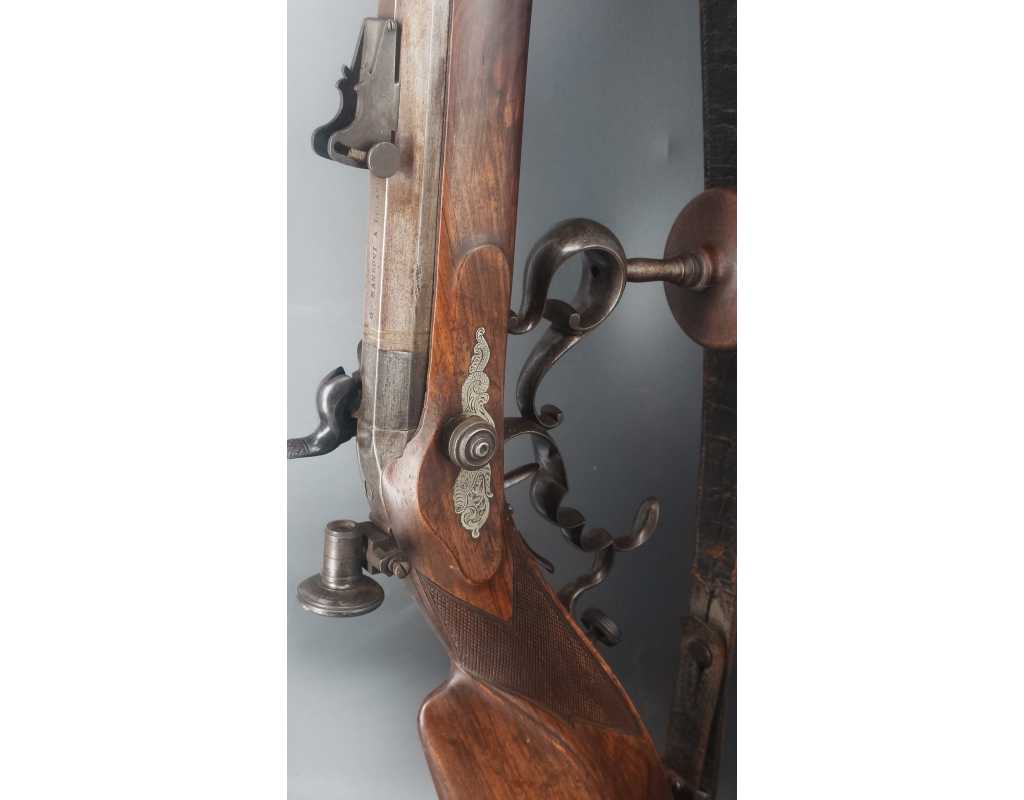 Armes Longues CARABINE DE TIR A PERCUSSION POUR GAUCHER CALIBRE 10.4MM PAR MANZONI A LUGANO vers 1850 - SUISSE XIXè {PRODUCT_