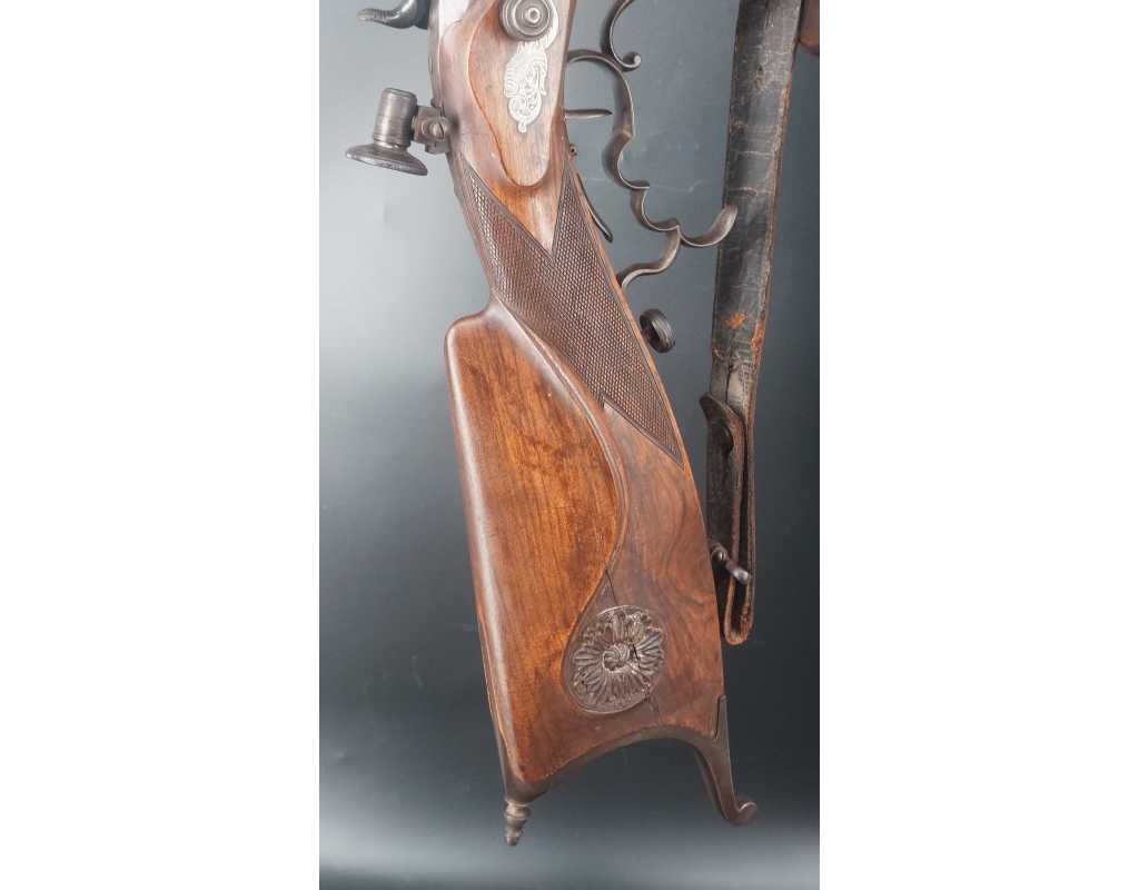 Armes Longues CARABINE DE TIR A PERCUSSION POUR GAUCHER CALIBRE 10.4MM PAR MANZONI A LUGANO vers 1850 - SUISSE XIXè {PRODUCT_
