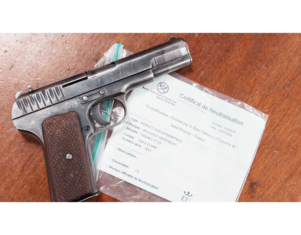 Armes Neutralisées PISTOLET RUSSE WW2 1945 MODELE TT33 NEUTRALISATION UE {PRODUCT_REFERENCE} - 2