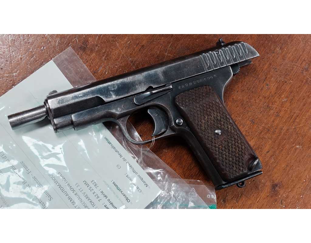 Armes Neutralisées PISTOLET RUSSE WW2 1945 MODELE TT33 NEUTRALISATION UE {PRODUCT_REFERENCE} - 1