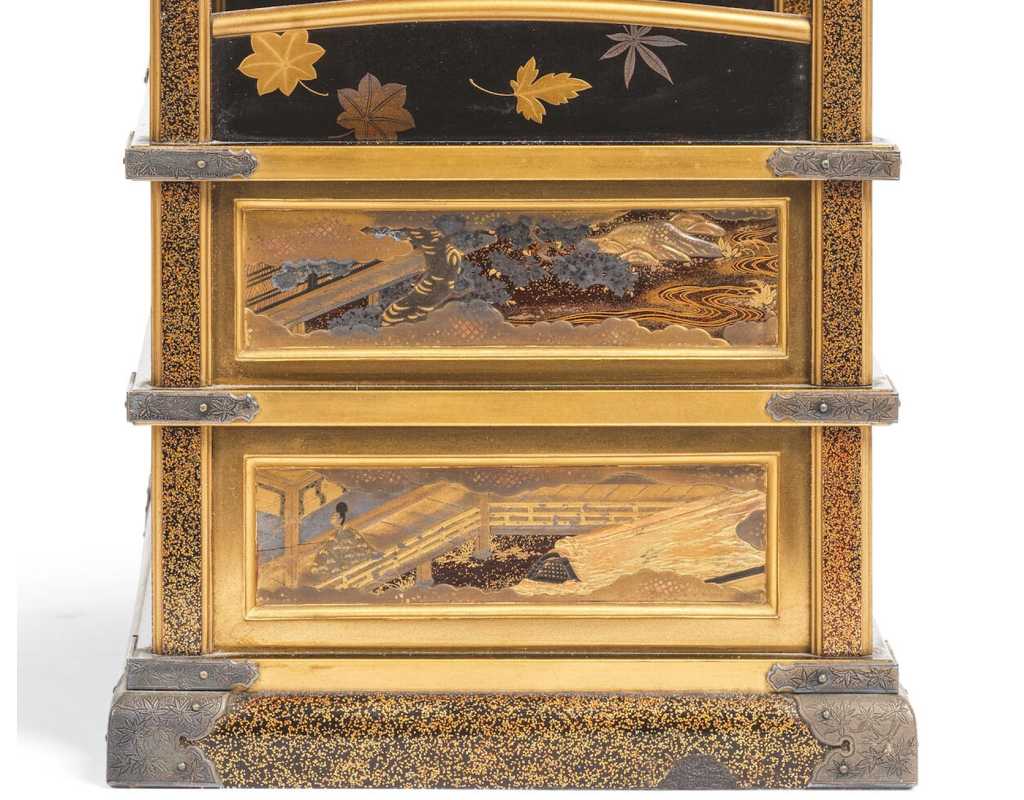 Art Japonais CHIGAIDANA LUXUEUX PETIT CABINET DE PRESENTATION EN LAQUE NASHIJI - JAPON MEIJI - 13