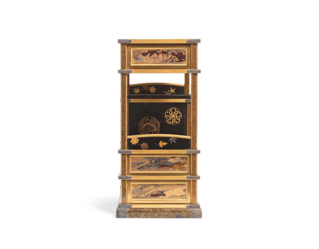 Art Japonais CHIGAIDANA LUXUEUX PETIT CABINET DE PRESENTATION EN LAQUE NASHIJI - JAPON MEIJI - 11