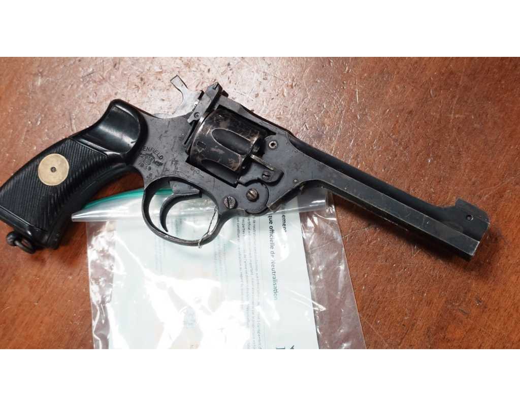 Armes Neutralisées REVOLVER WW2 RESISTANCE 1944 ENFIELD N° 2 MKI DE 1939 CALIBRE 38 NEUTRALISATION UE - GB SECONDE GUERRE