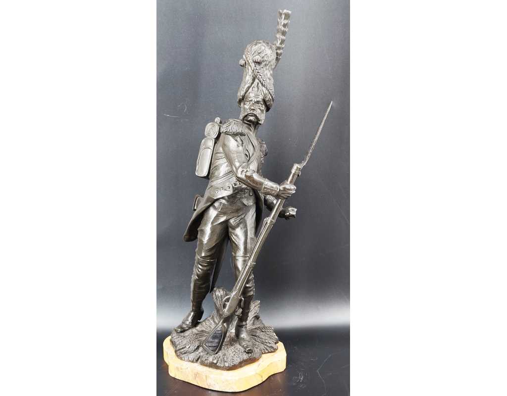 ANTIQUITES GRENADIER DE LA VIEILLE GARDE IMPEIRALE DE NAPOLEON Ier BRONZE SOLDAT PAR LUCA MADRASSI 1848 - 1919 {PRODUCT_REFERENC