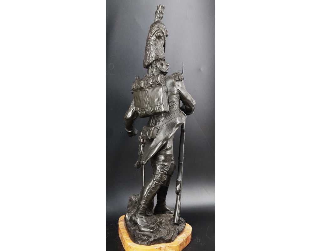 ANTIQUITES GRENADIER DE LA VIEILLE GARDE IMPEIRALE DE NAPOLEON Ier BRONZE SOLDAT PAR LUCA MADRASSI 1848 - 1919 {PRODUCT_REFERENC