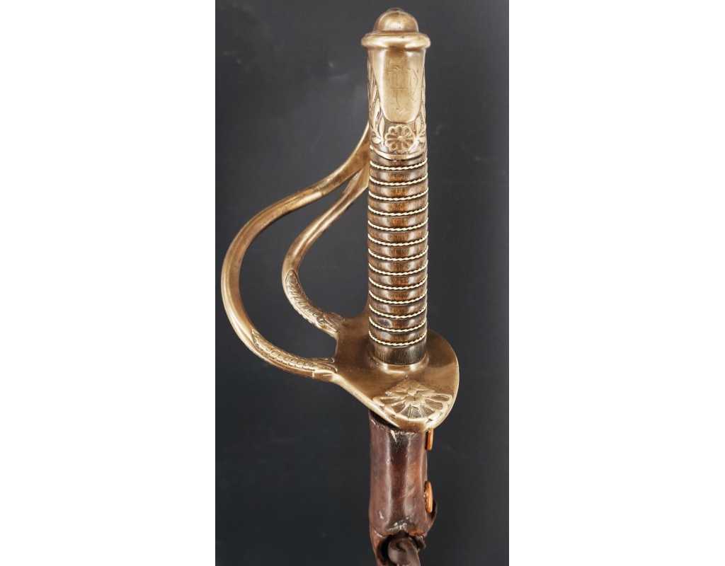 Armes Blanches SABRE OFFICIER D'ARTILLERIE MODÈLE 1822 - 1899 LAME 90CM COULAUX KLINGENTHAL - FRANCE IIIè RÉPUBLIQUE {PRODUCT_