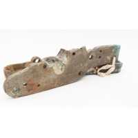 Marine Militaire PLATINE SILEX EN BRONZE D'UN CANON DE BORD MARINE MILITAIRE VAISSEAUX AMIRAL LE ROBUSTE 1806 1809 - FRANCE PREM