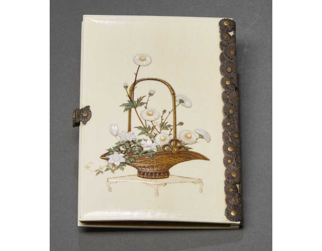 Art du Japon ÉTUI À CARTES SHIBAYAMA EN IVOIRE INCRUSTÉ DE NACRE JAPON MEIJI PERIODE 1868-1912 {PRODUCT_REFERENCE} - 3