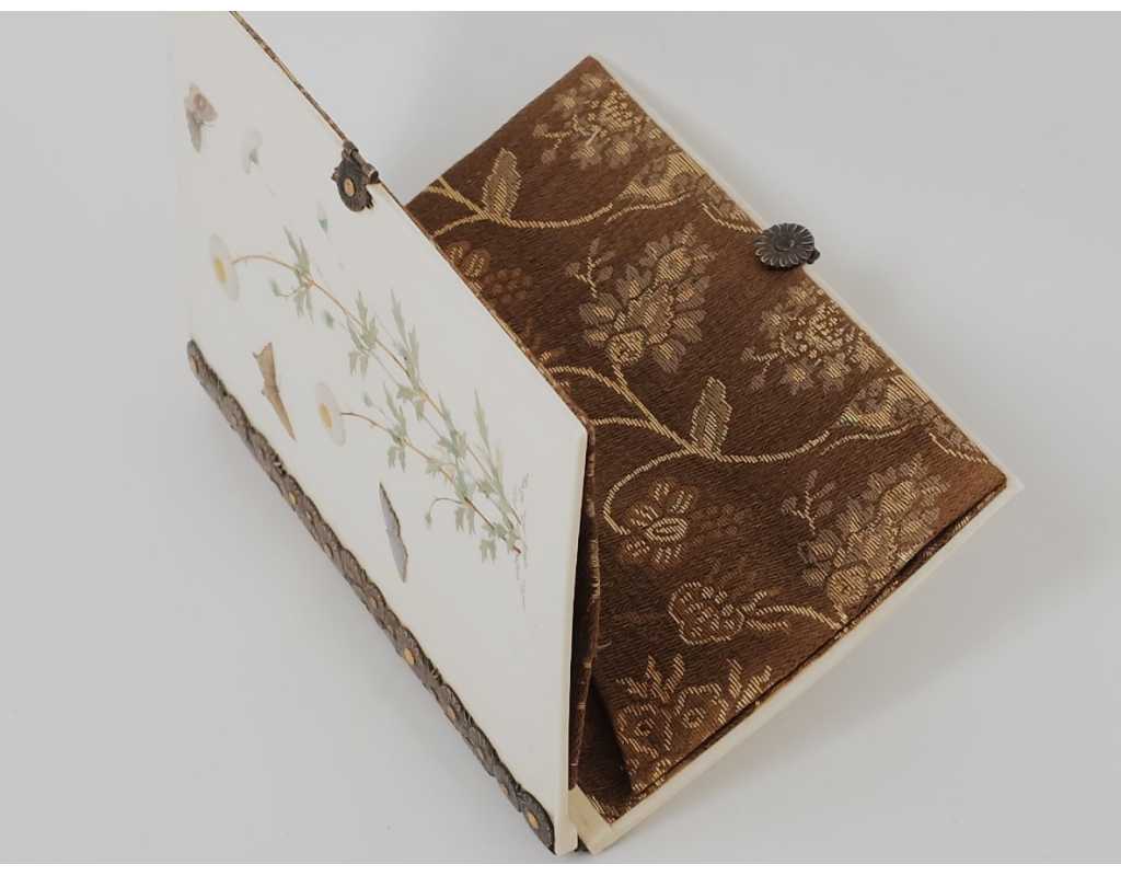 Art du Japon ÉTUI À CARTES SHIBAYAMA EN IVOIRE INCRUSTÉ DE NACRE JAPON MEIJI PERIODE 1868-1912 {PRODUCT_REFERENCE} - 11