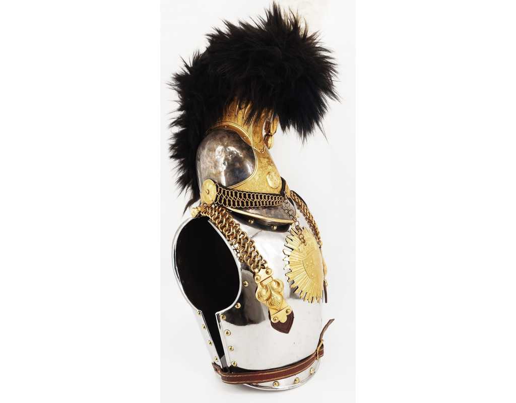 Militaria CASQUE ET CUIRASSE D'OFFICIER DE CUIRASSIERS DE LA GARDE ROYALE MODÈLE 1825 - FRANCE RESTAURATION {PRODUCT_REFERENCE}