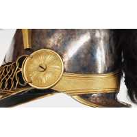 Militaria CASQUE ET CUIRASSE D'OFFICIER DE CUIRASSIERS DE LA GARDE ROYALE MODÈLE 1825 - FRANCE RESTAURATION {PRODUCT_REFERENCE}