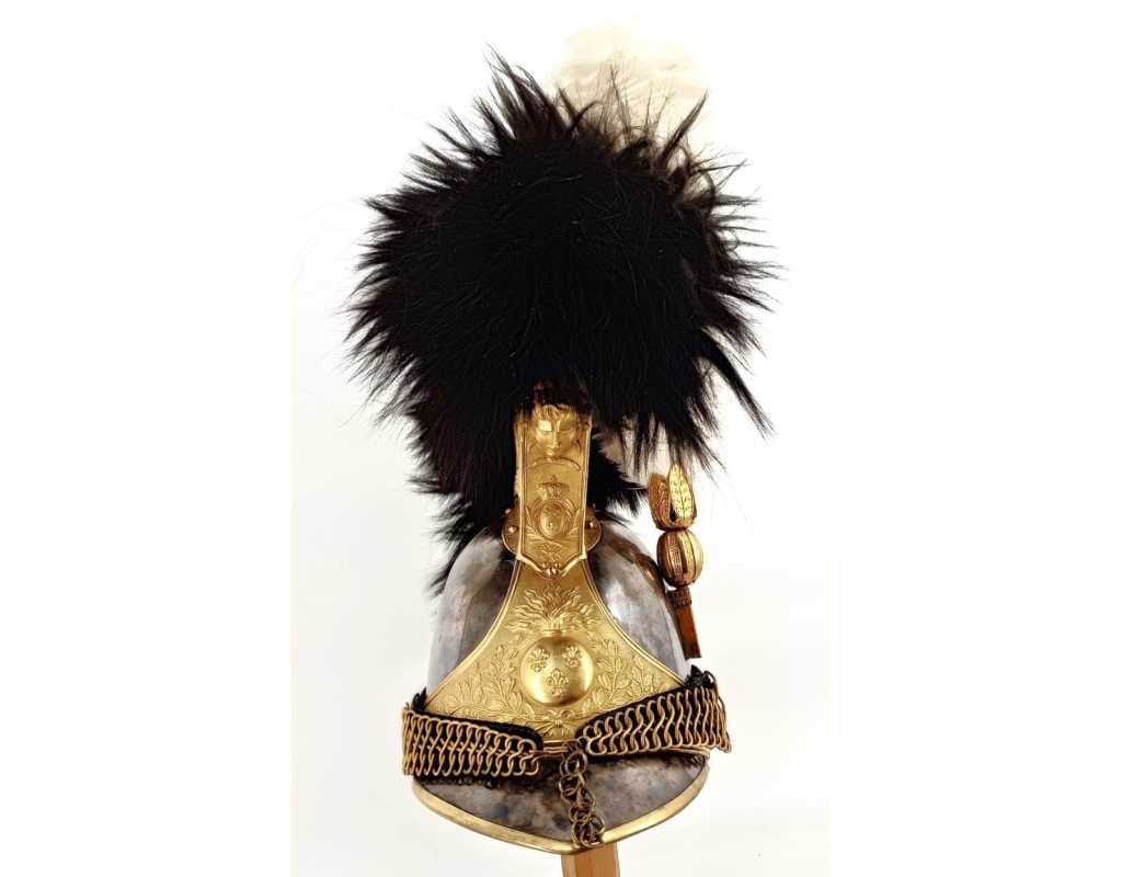 Militaria CASQUE ET CUIRASSE D'OFFICIER DE CUIRASSIERS DE LA GARDE ROYALE MODÈLE 1825 - FRANCE RESTAURATION {PRODUCT_REFERENCE}