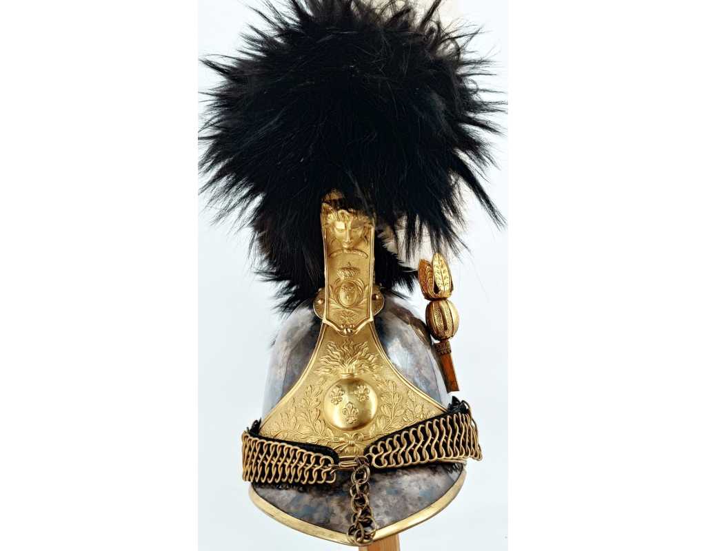 Militaria CASQUE ET CUIRASSE D'OFFICIER DE CUIRASSIERS DE LA GARDE ROYALE MODÈLE 1825 - FRANCE RESTAURATION {PRODUCT_REFERENCE}