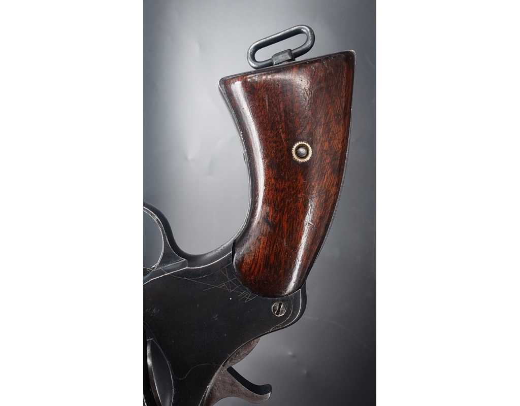Pièces détachées en ligne PAIRE DE PLAQUETTES EN BOIS POUR REVOLVER COLT95 US ARMY 1892 / 1894/ 1896/ 1901/ 1903 {PRODUCT_REFERE