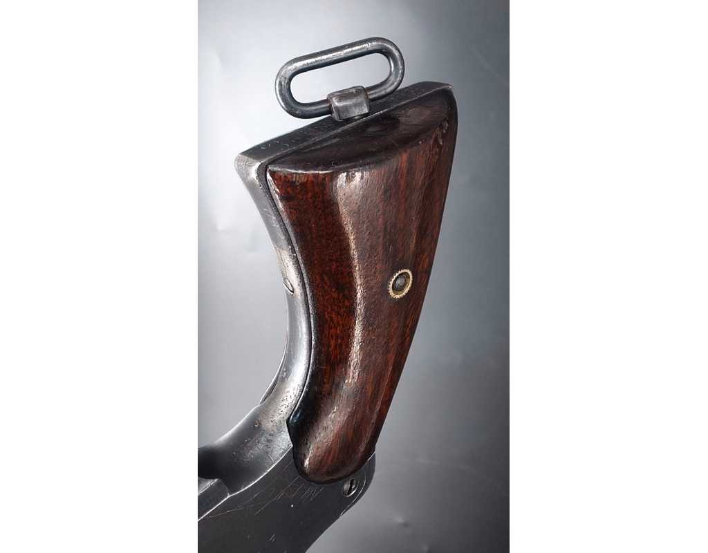 Pièces détachées en ligne PAIRE DE PLAQUETTES EN BOIS POUR REVOLVER COLT95 US ARMY 1892 / 1894/ 1896/ 1901/ 1903 {PRODUCT_REFERE