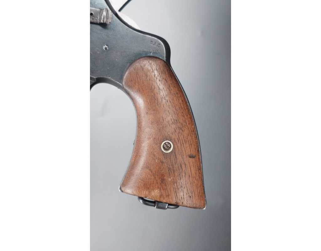 Pièces détachées en ligne PAIRE DE PLAQUETTES EN BOIS POUR REVOLVER COLT95 US ARMY 1892 / 1894/ 1896/ 1901/ 1903 {PRODUCT_REFERE