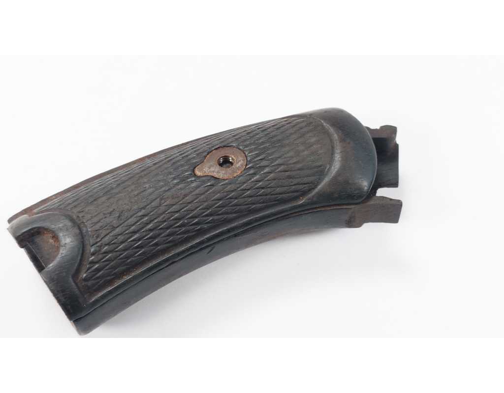 Pièces détachées en ligne PAIRE DE PLAQUETTES DE CROSSE EN NOYER AVEC VIS POUR REVOVLER MAS MODÈLE 1892 {PRODUCT_REFERENCE}